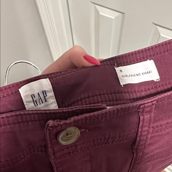 GAP Women's Girlfriend Khaki Pants - Picture 5 of 5